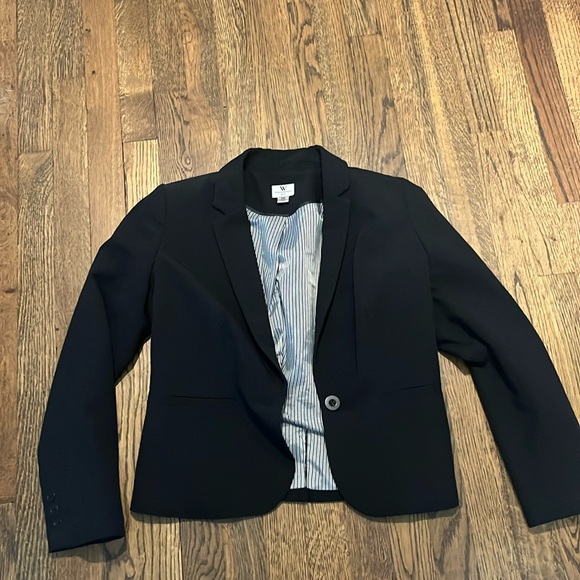 Blazer - Picture 1 of 3